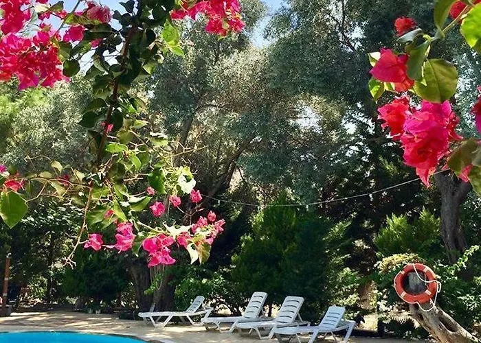 Kizilbuk Ahsap Evleri Holiday park Datca