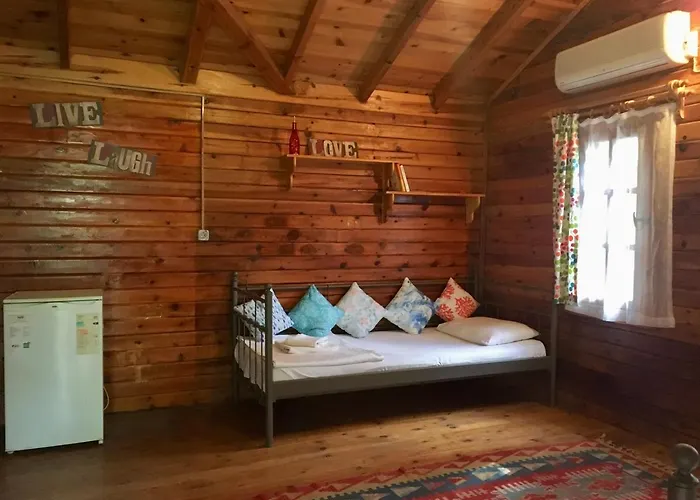 Kizilbuk Ahsap Evleri Ferienpark Datça