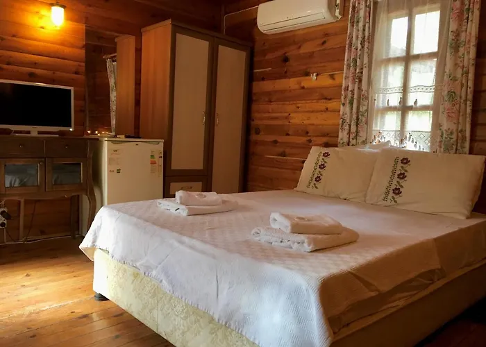 Kizilbuk Ahsap Evleri Datça